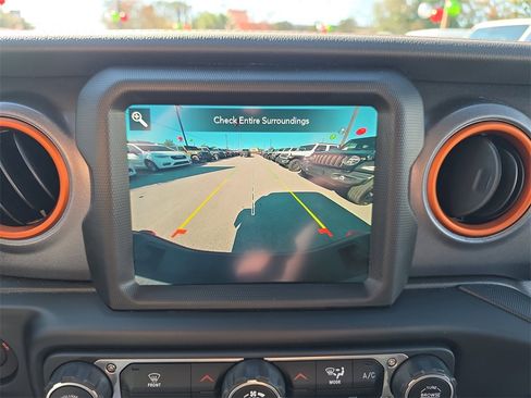 Used 2022 Jeep Gladiator Mojave w/ LED Lighting Group image 28