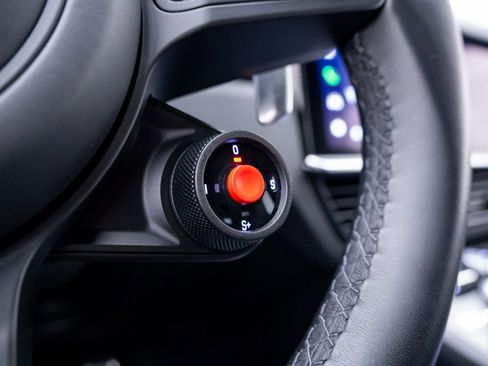 Certified 2022 Porsche Cayenne Turbo GT AWD/4WD image 29