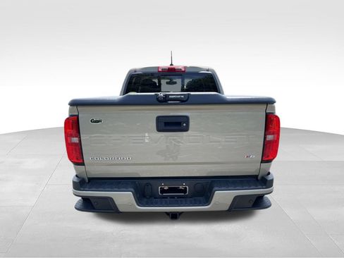 Used 2022 Chevrolet Colorado Z71 AWD/4WD image 6