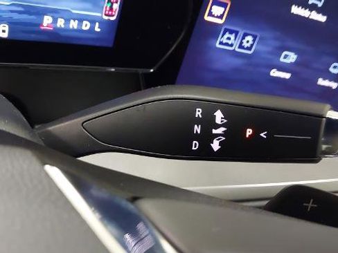 New 2026 Chevrolet Traverse LT w/ Sun and Wheel Package image 21