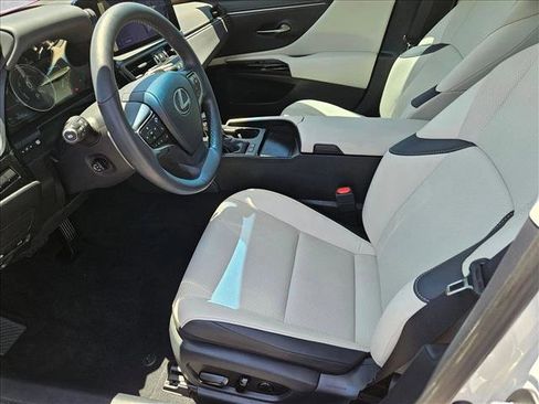 Used 2023 Lexus ES 300h w/ Premium Package FWD image 16