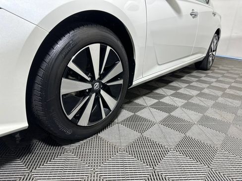Used 2022 Nissan Altima 2.5 SV AWD/4WD image 24