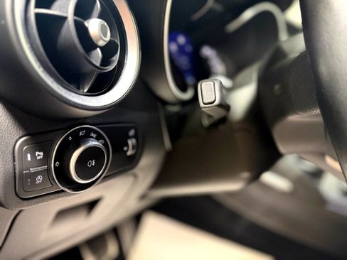 Used 2022 Alfa Romeo Stelvio Ti image 18