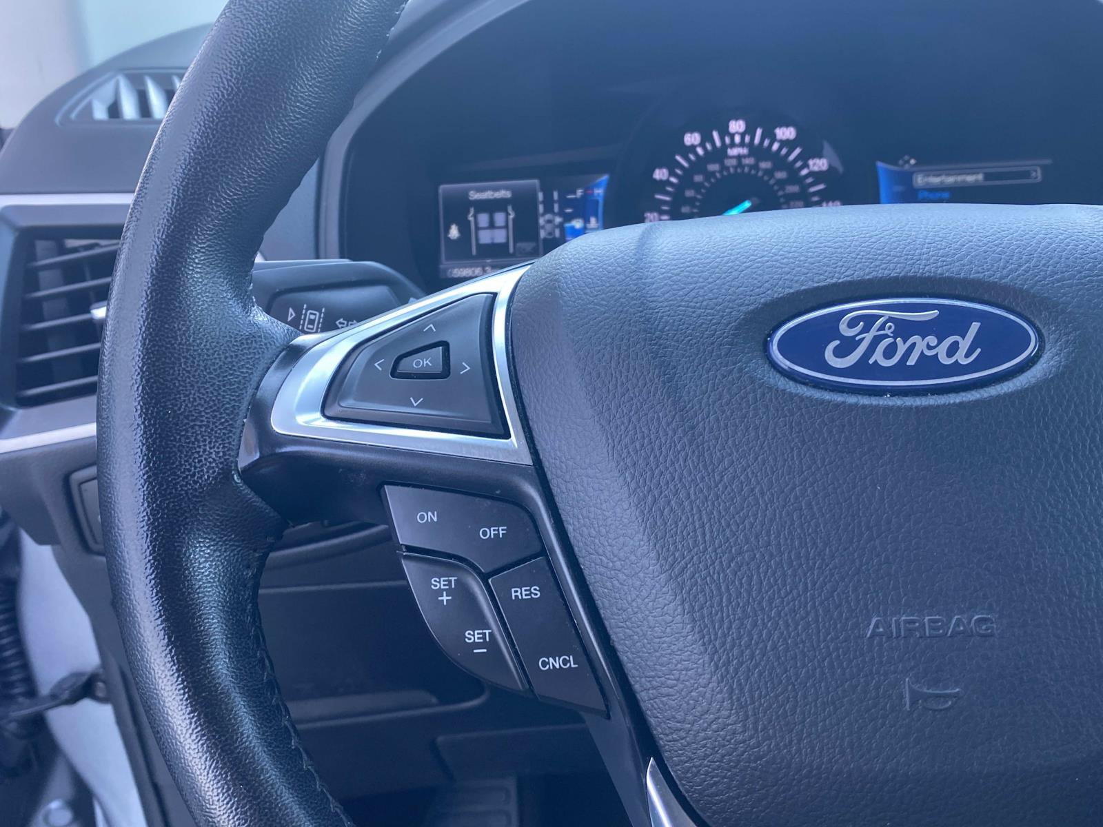 Used 2024 Ford Edge SEL AWD/4WD image 26