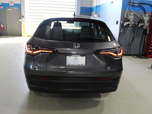 Used 2024 Honda HR-V LX image 41
