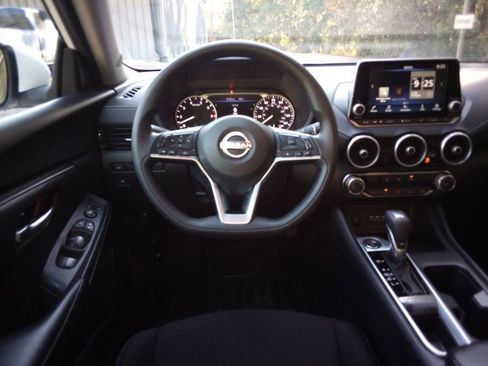 Certified 2024 Nissan Sentra SV image 15