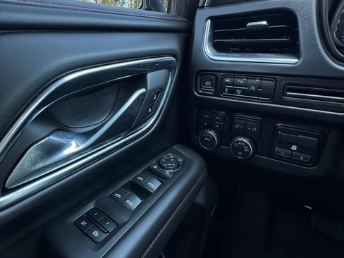 Used 2023 Chevrolet Tahoe RST w/ Luxury Package AWD/4WD image 17