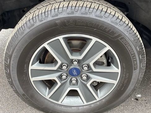 Used 2016 Ford F150 XLT w/ Equipment Group 302A Luxury image 16