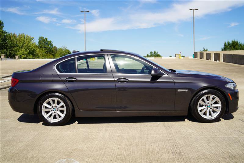 Used 2016 BMW 528i xDrive Sedan AWD/4WD image 8