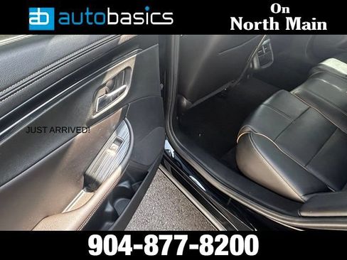 Used 2017 Chevrolet Impala Premier FWD image 18