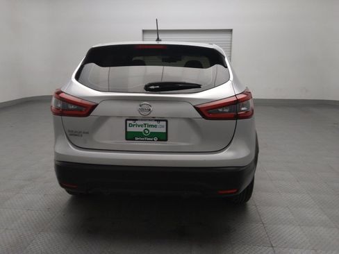 Used 2020 Nissan Rogue Sport S image 7