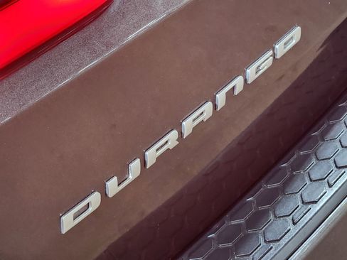 Used 2020 Dodge Durango SXT image 25