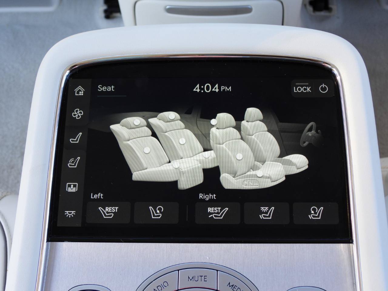 Used 2023 Genesis G90 3.5T AWD/4WD image 84