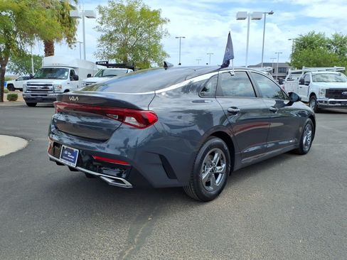Used 2022 Kia K5 LXS FWD image 4