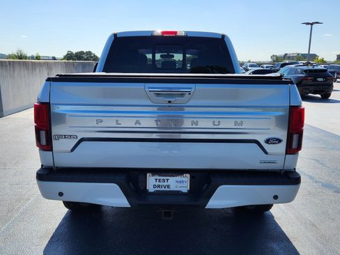 Used 2018 Ford F150 Platinum w/ Equipment Group 701A Luxury AWD/4WD image 4