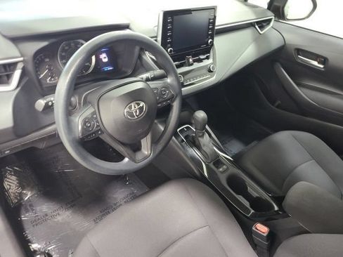 Used 2021 Toyota Corolla LE FWD image 21
