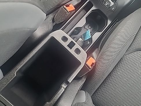 Used 2023 Jeep Renegade Latitude w/ Premium Group image 14