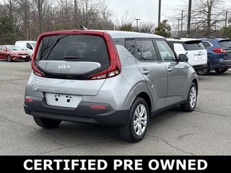 Certified 2022 Kia Soul LX video 2