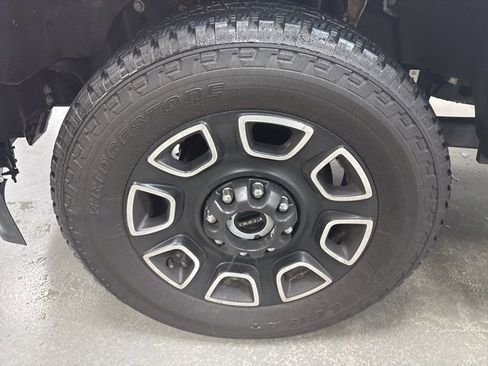 Used 2024 Ford F250 Platinum w/ Snow Plow Prep Package image 30