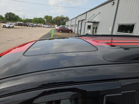 Used 2024 Dodge Durango R/T AWD/4WD image 7