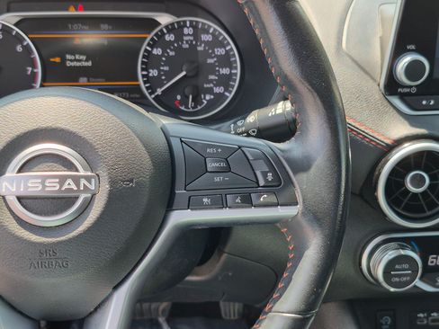 Used 2024 Nissan Sentra SR FWD image 19
