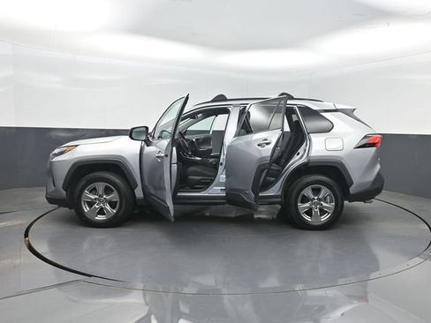Used 2023 Toyota RAV4 LE AWD/4WD image 34