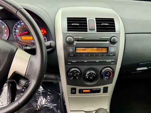 Used 2010 Toyota Corolla S FWD image 18