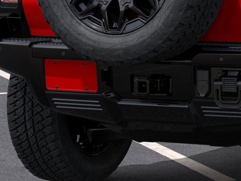 New 2026 GMC Hummer EV SUV w/ LPO, Dark Essentials Package image 14