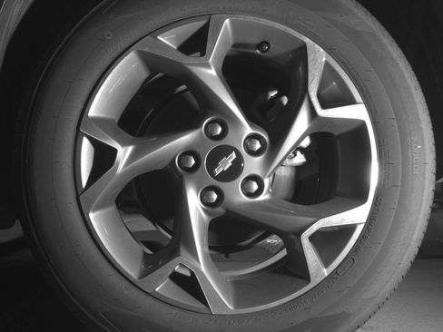 Used 2025 Chevrolet Trax LT FWD image 14