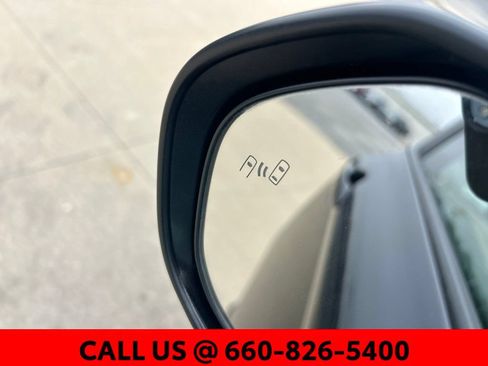 Used 2025 Toyota Camry LE FWD image 10