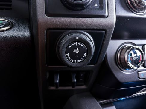 Used 2019 Ford F150 Raptor w/ Equipment Group 802A Luxury AWD/4WD image 27
