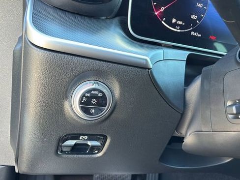 Used 2024 Mercedes-Benz C 300 C 300 image 22