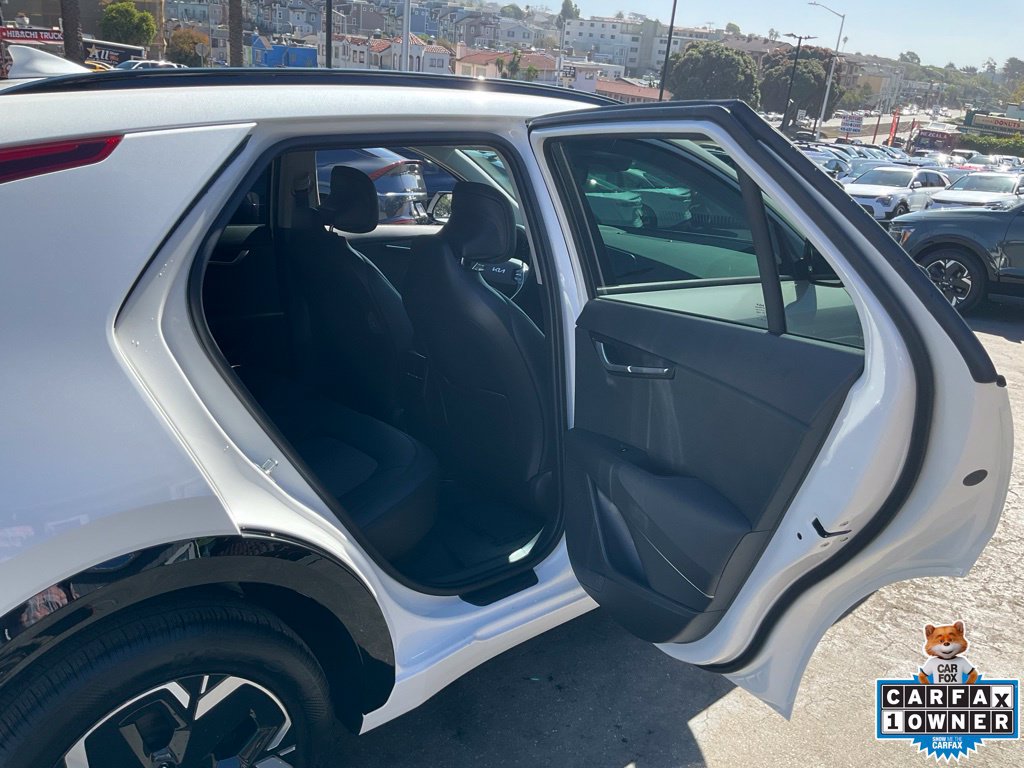 Used 2025 Kia Niro Wind FWD image 45