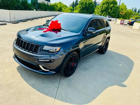 Used 2014 Jeep Grand Cherokee SRT AWD/4WD image 19