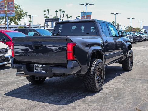 Used 2024 Toyota Tacoma SR5 RWD image 4