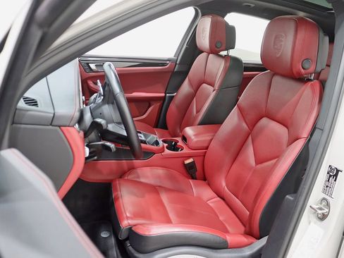 Used 2023 Porsche Macan GTS AWD/4WD image 27