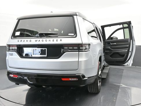 Used 2024 Jeep Grand Wagoneer L Series II w/ Quick Order Packagew 28T image 73