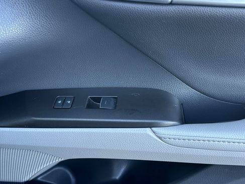 Used 2022 Toyota Camry XSE w/ Navigation Upgrade Package image 17