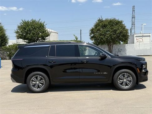 New 2026 Chevrolet Traverse LT w/ Driver Confidence Package image 3