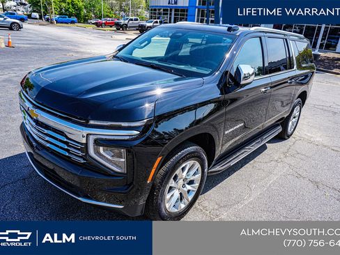 New 2026 Chevrolet Suburban Premier RWD image 17