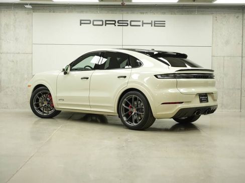 New 2026 Porsche Cayenne GTS AWD/4WD image 3