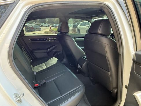 Used 2024 Honda Civic Sport Touring image 4