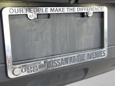 Used 2024 Nissan Pathfinder SV image 32