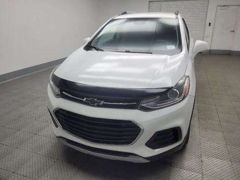 Used 2020 Chevrolet Trax LT w/ Driver Confidence Package FWD image 15