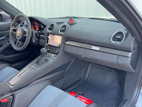 Used 2024 Porsche 718 Cayman GT4 RS w/ Weissach Package image 14