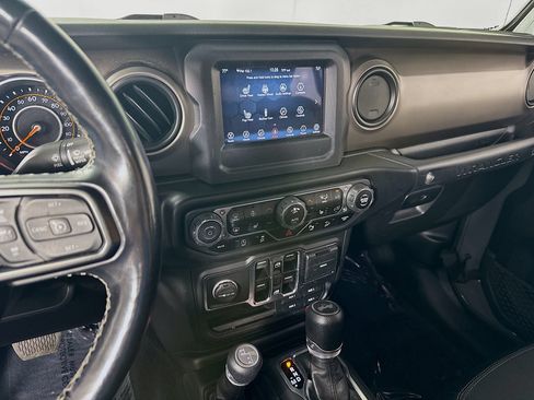 Used 2020 Jeep Wrangler Unlimited Sport AWD/4WD image 15
