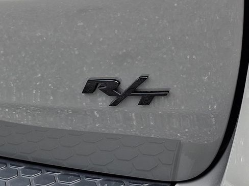 Used 2022 Dodge Durango R/T w/ Blacktop Package AWD/4WD image 36