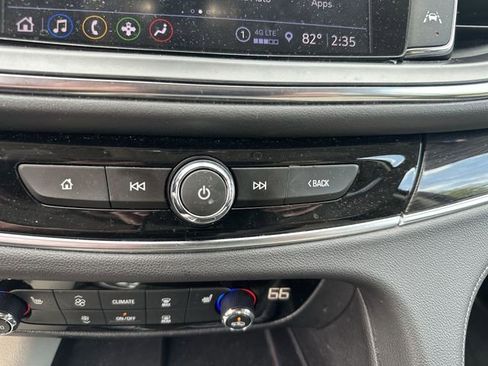 Used 2022 Buick Enclave Essence w/ Experience Buick Package AWD/4WD image 14