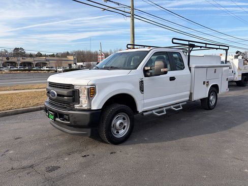 Used 2019 Ford F350 XL w/ Power Equipment Group image 3