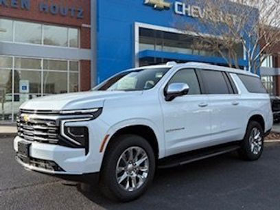 New 2026 Chevrolet Suburban Premier w/ Sun And Tow Package